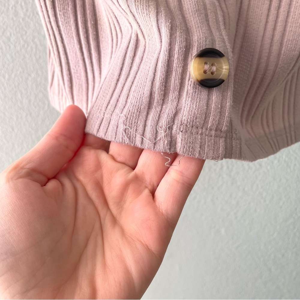 DONATED——Mudd | Light Pink Ribbed Faux Button Tank Top - Picture 5 of 7